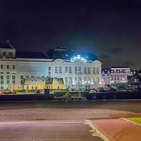 Lejlighed Ocea Marina Vue Refait A Neuf Avec Parking Privatif *