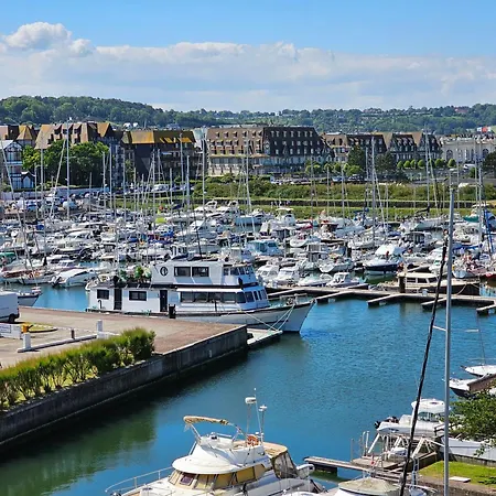 Ocea Marina Vue Refait A Neuf Avec Parking Privatif Daire